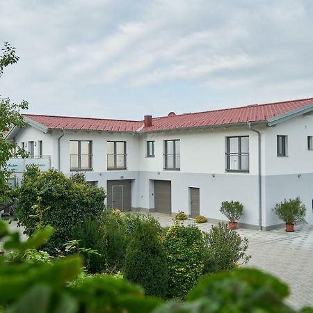 Weinhof - Gaestehaus Maier Angern Bagian luar foto